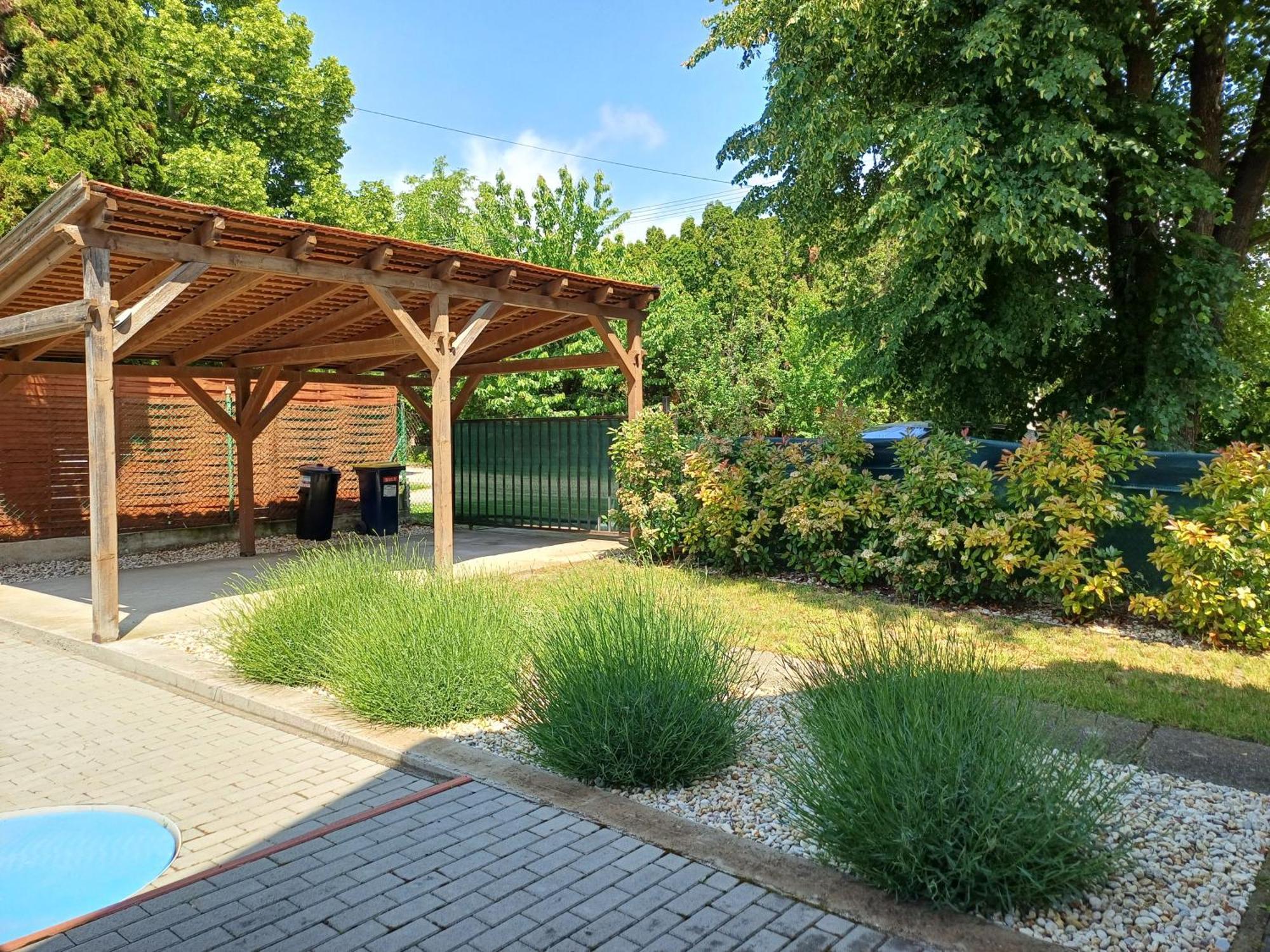 Oliva 8 Fos Balatoni Nyaralo Villa Balatonakarattya Exterior photo